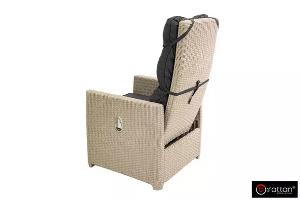 Komplekt-ulichnoj-mebeli-MANCHESTER-SET-2-4-640x427