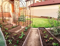 Доска ДПК для тёплых грядок средняя HOLZHOF