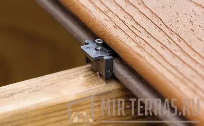 grays-trex-composite-fasteners-univcomboclip01-c3_1000