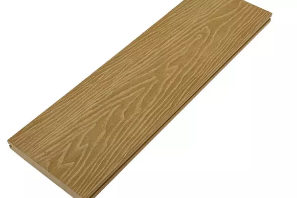 Terrasnaya-doska-iz-DPK-Excellent-Deck-Oreh-640x640